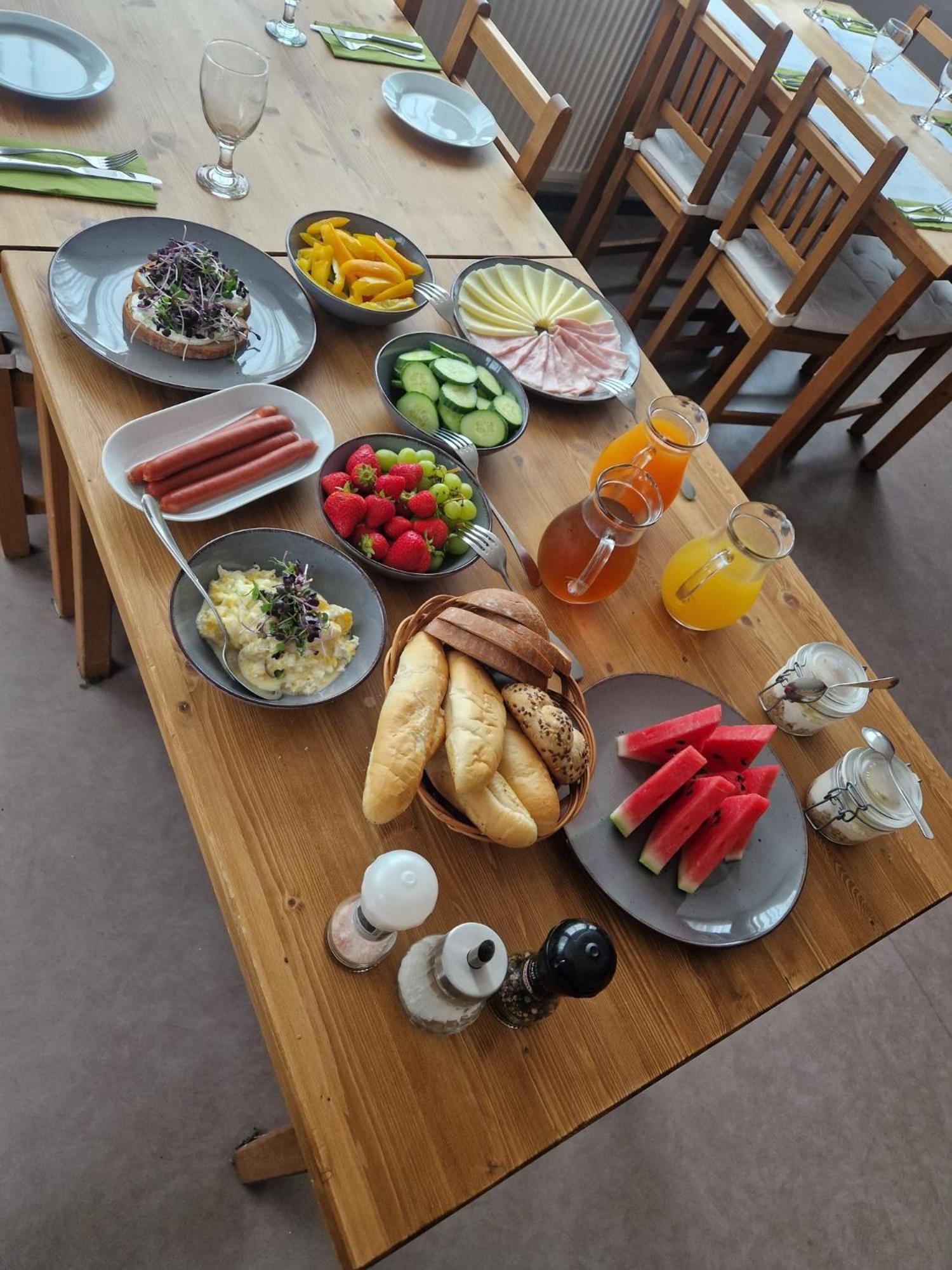 Sport Relax Hotel Na Kopecku Krinec Bagian luar foto