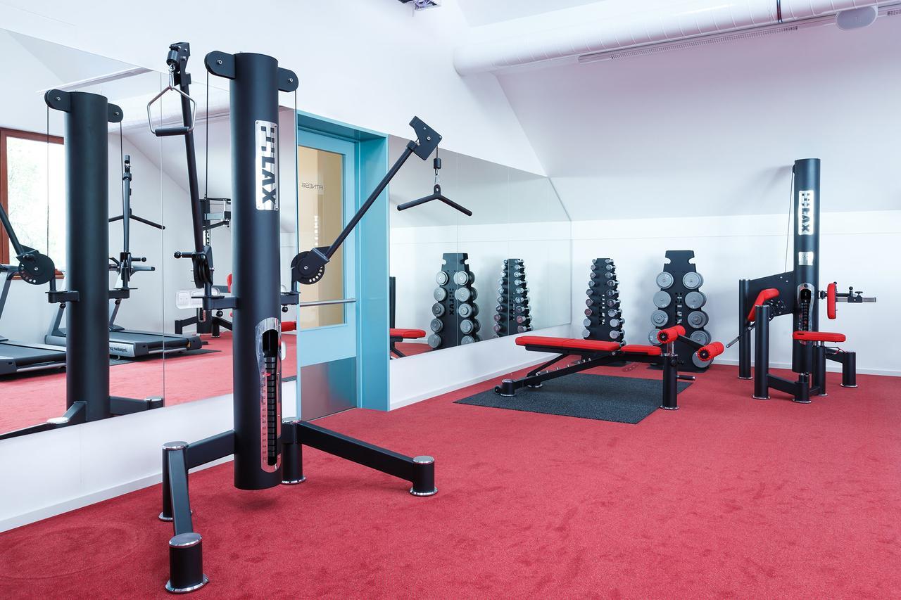 Sport Relax Hotel Na Kopecku Krinec Bagian luar foto